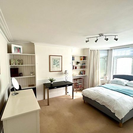 Spacious Comfortable Flat With Free Parking In East Finchley, Muswell Hill & Close To Alexandra Palace Londres Exterior foto